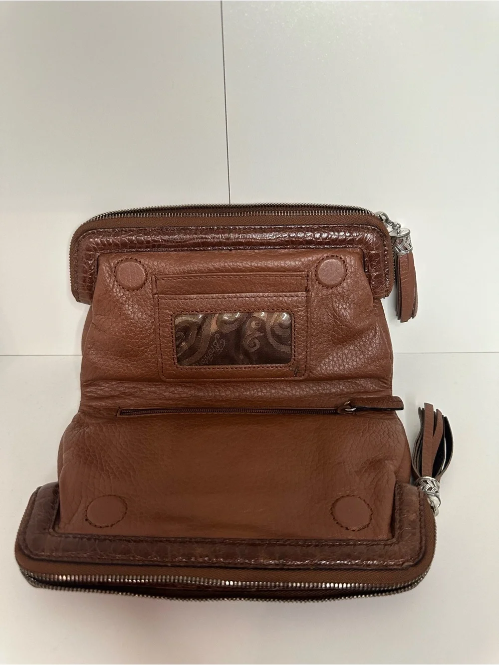 Brighton magnetic double wallet